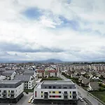 Deluxe Apartment Near Coresi Mall With Panoramic View