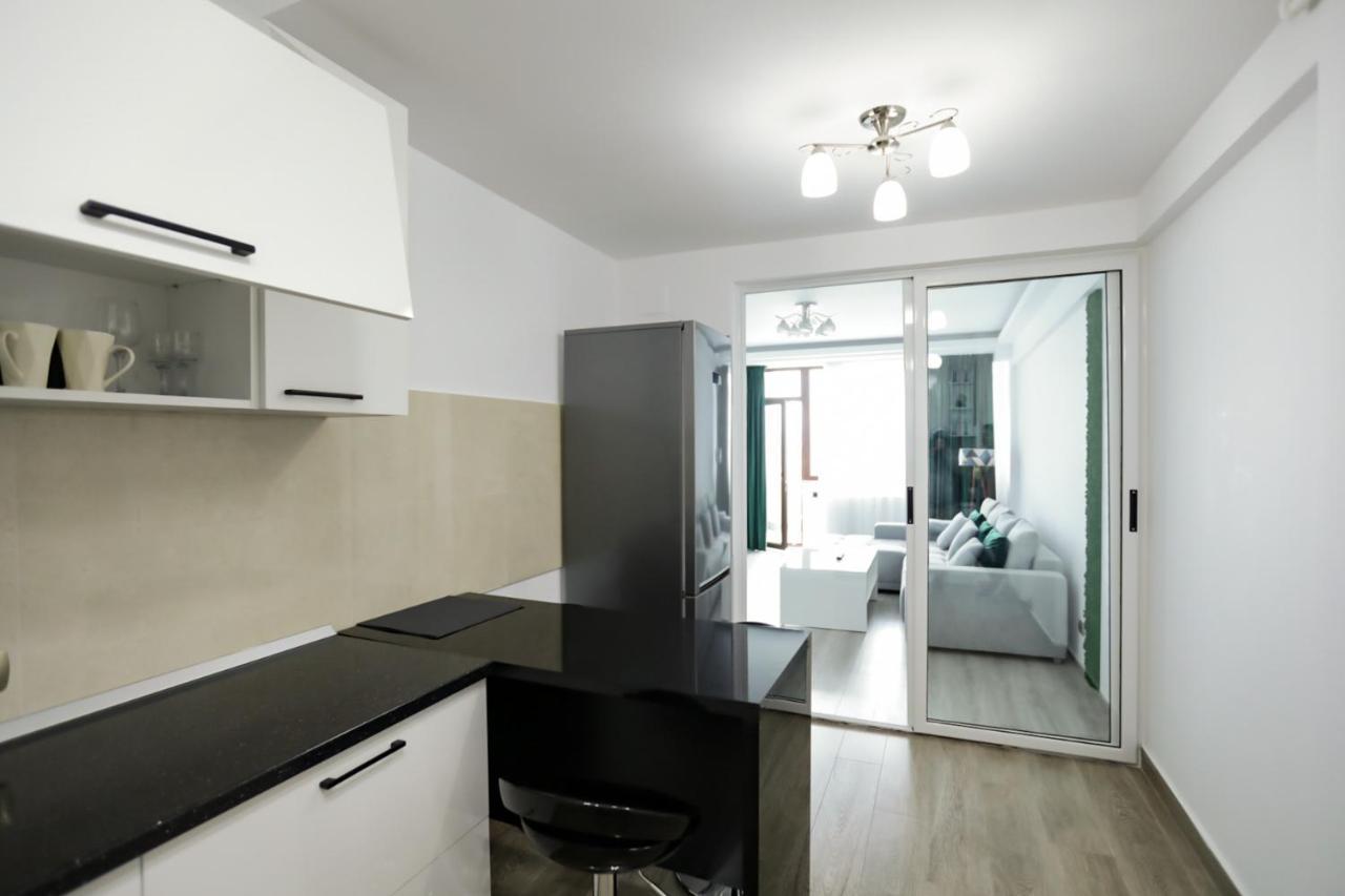 Deluxe Near Coresi Mall With Panoramic View *